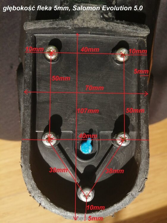 Flek pięta SALOMON Evolution 5.0 wym. 10.7x7x0.5cm.jpg